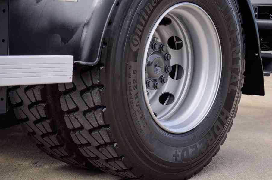MERCEDES-BENZ AXOR 1833 - HÁKOVÝ NOSIČ KONTEJNERŮ MEILLER - foto 115