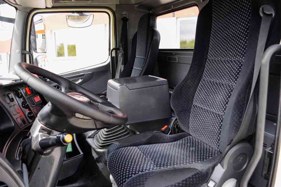 MERCEDES-BENZ AXOR 1833 - HÁKOVÝ NOSIČ KONTEJNERŮ MEILLER - foto 60