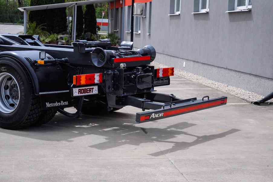 MERCEDES-BENZ AXOR 1833 - HÁKOVÝ NOSIČ KONTEJNERŮ MEILLER - foto 96