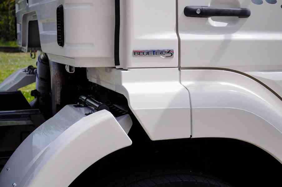 MERCEDES-BENZ AXOR 1833 - HÁKOVÝ NOSIČ KONTEJNERŮ MEILLER - foto 12