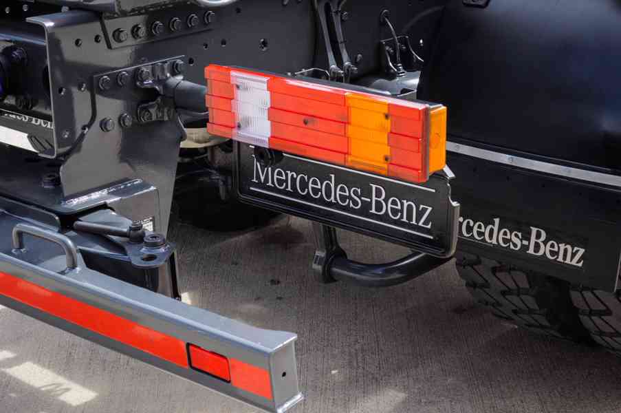 MERCEDES-BENZ AXOR 1833 - HÁKOVÝ NOSIČ KONTEJNERŮ MEILLER - foto 27
