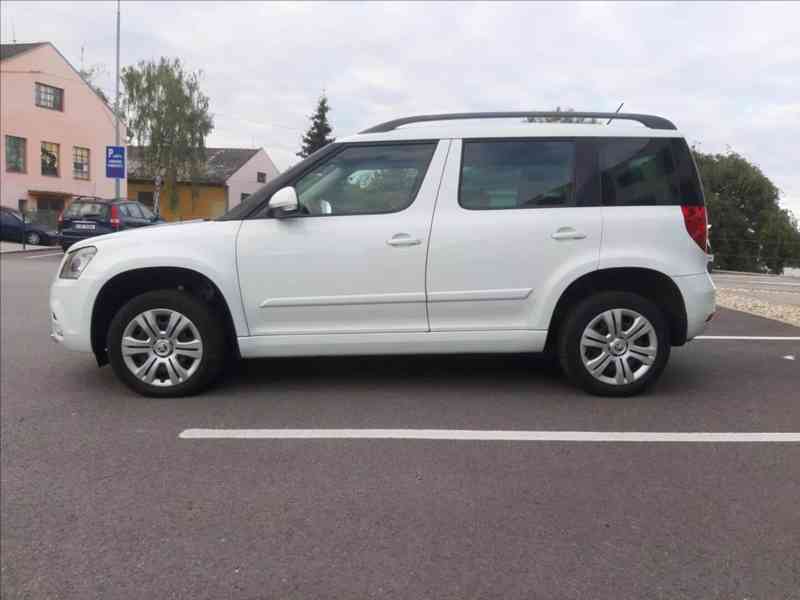 Škoda Yeti 2,0   Škoda Yeti - foto 3