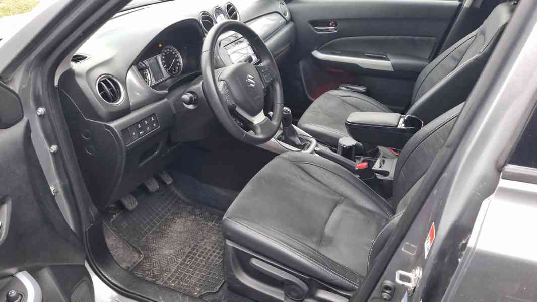 Suzuki Vitara 1.6, 4x4 Elegance - foto 7
