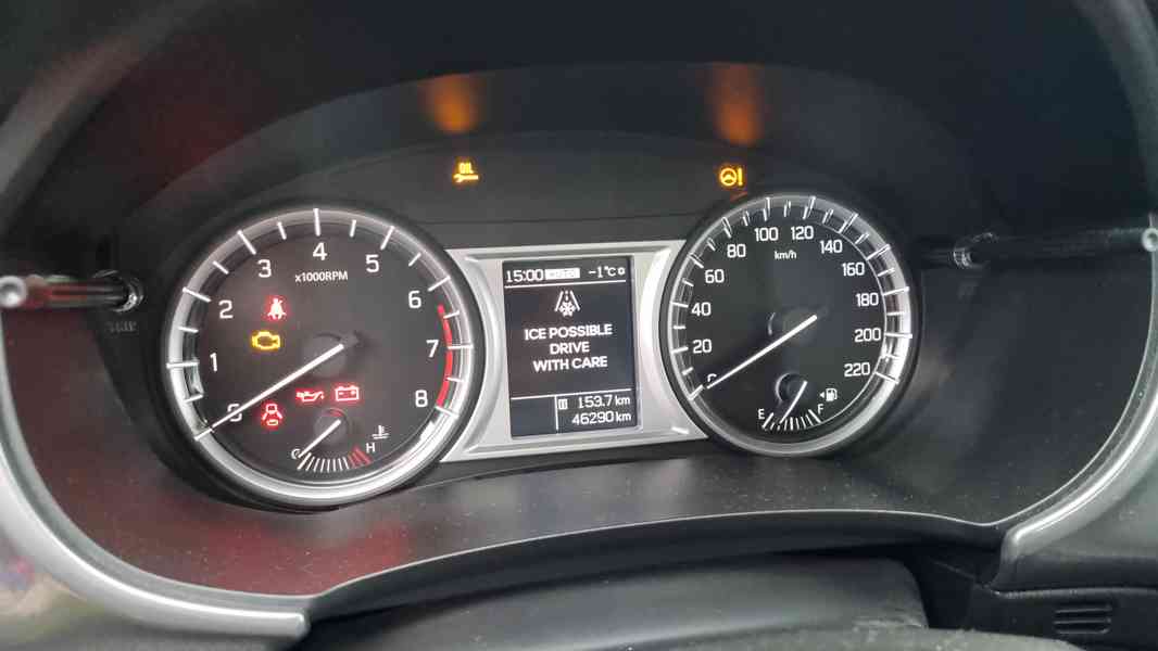 Suzuki Vitara 1.6, 4x4 Elegance - foto 5