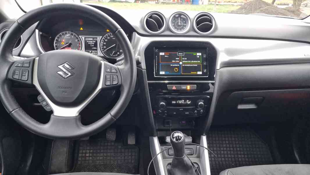 Suzuki Vitara 1.6, 4x4 Elegance - foto 6