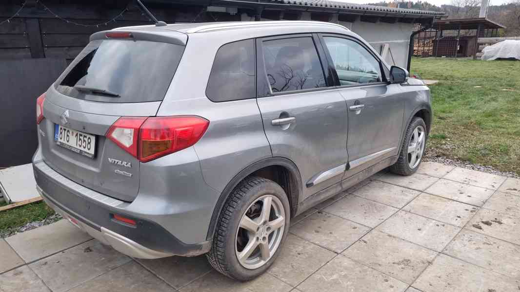 Suzuki Vitara 1.6, 4x4 Elegance - foto 3
