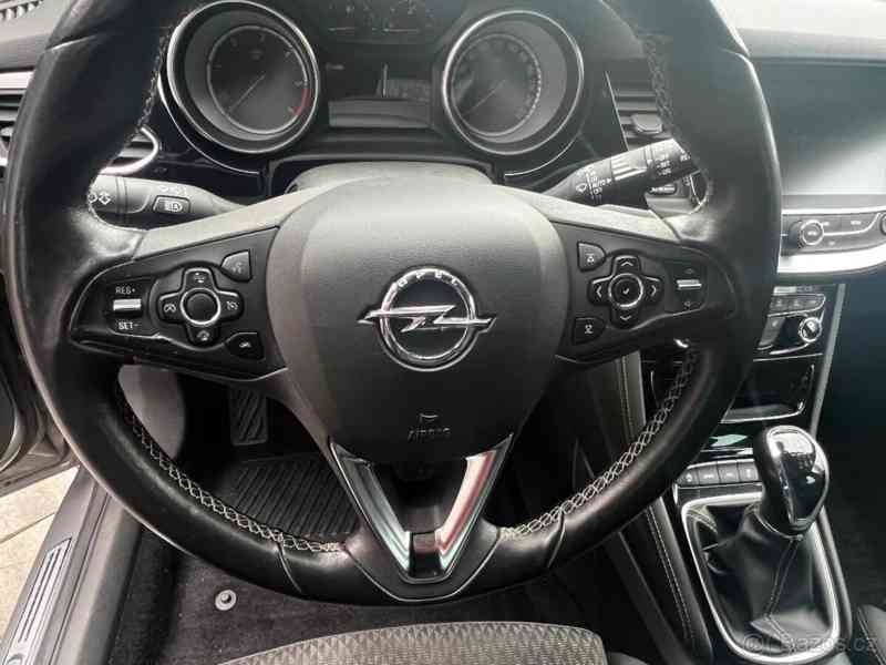 Opel Astra Sports Tourer BiTurbo 118kW - foto 17