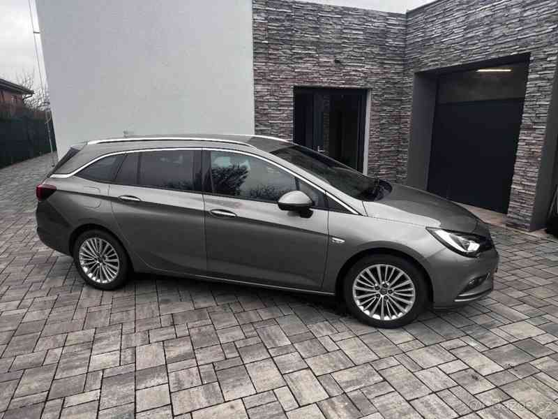 Opel Astra Sports Tourer BiTurbo 118kW - foto 18