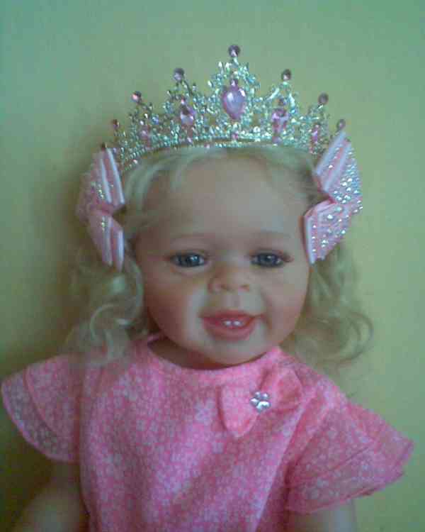 Nová nádherná panenka - foto 3