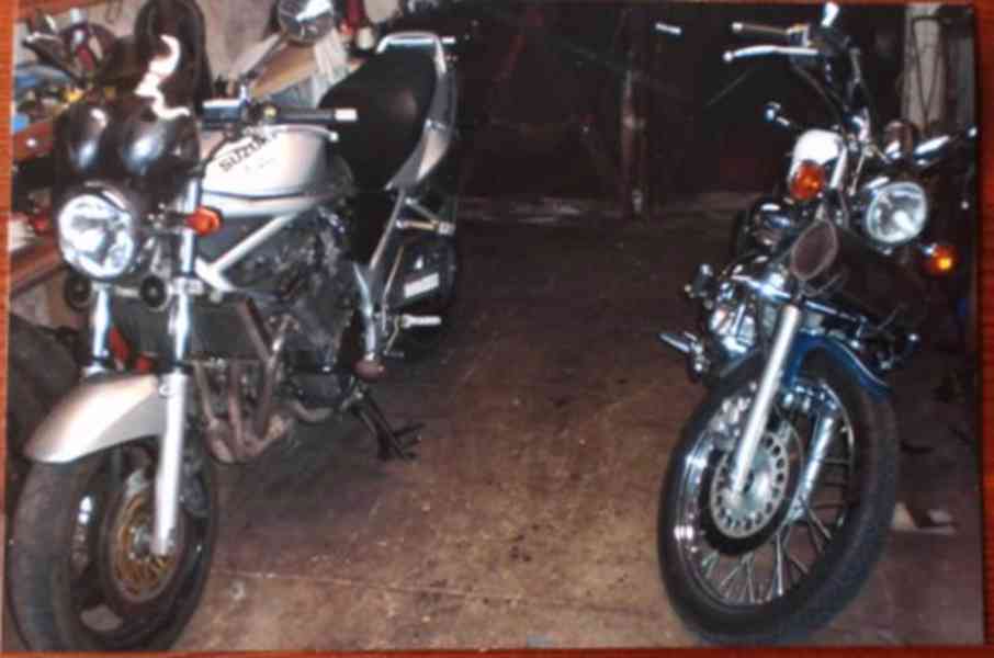 Suzuki a Chopper Yamaha - foto 1