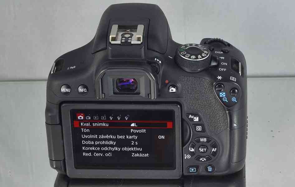 Canon EOS 750D+Tamron AF18-200mm *brašna*16000 Exp - foto 10