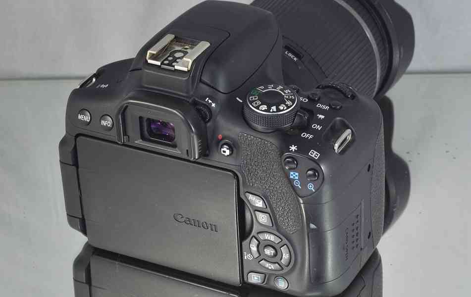 Canon EOS 750D+Tamron AF18-200mm *brašna*16000 Exp - foto 9