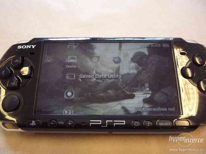 Sony PSP 3004 + příslušenství - perfektní stav - foto 2