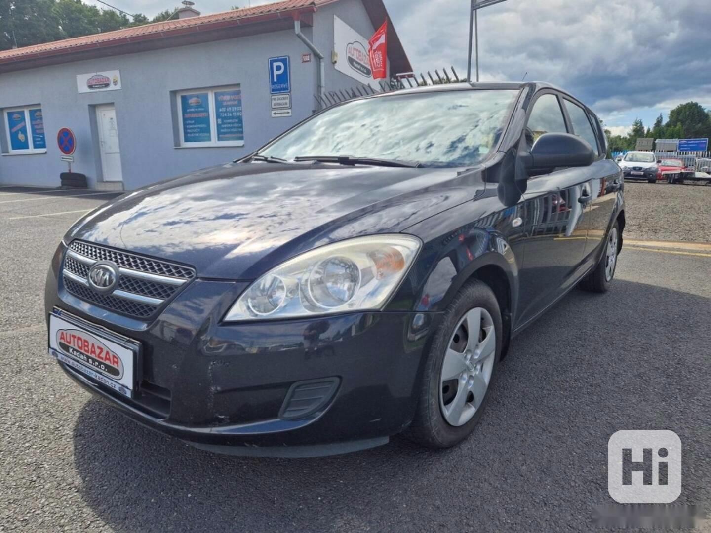 Kia Cee´d, 1,6 CRDi 84kW, 1. MAJITEL - foto 1