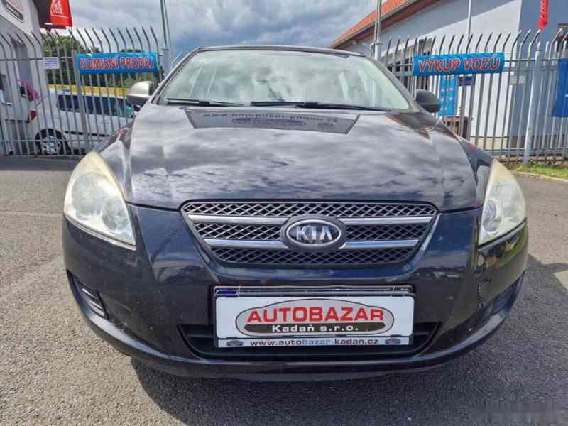 Kia Cee´d, 1,6 CRDi 84kW, 1. MAJITEL - foto 8