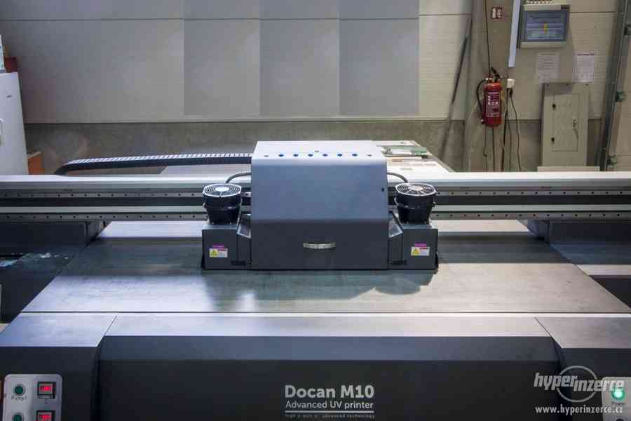 Prodám UV Flatbed Printer Docan M10 - foto 1