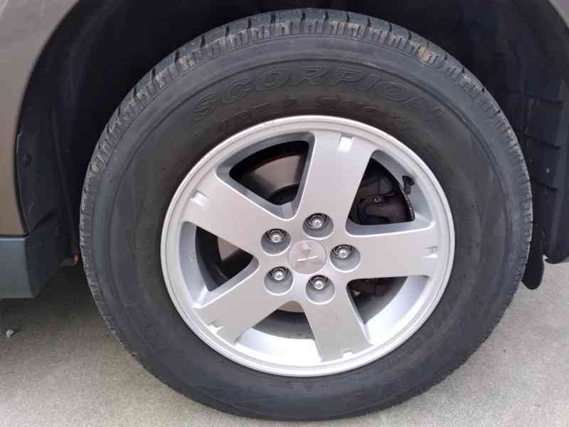 MITSUBISHI OUTLANDER 2.2 DI-D AWD AT 7 MÍST - foto 50