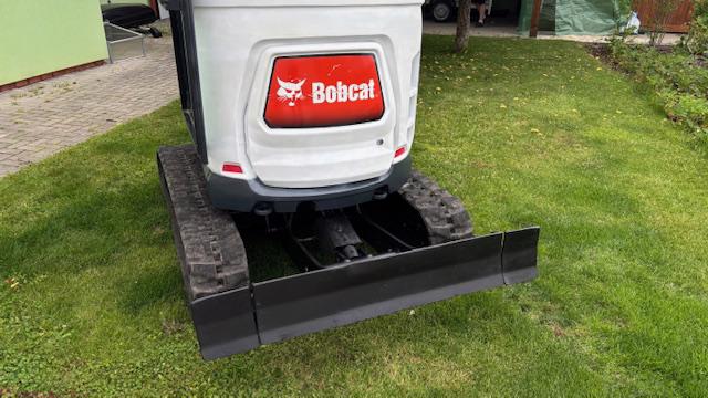 Prodám minibagr Bobcat E20 Rok výroby 2019 - foto 6