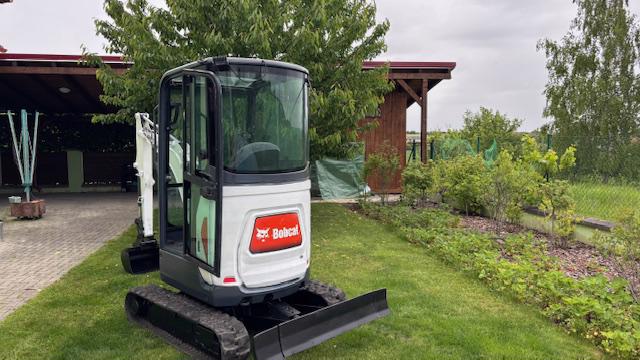 Prodám minibagr Bobcat E20 Rok výroby 2019 - foto 2