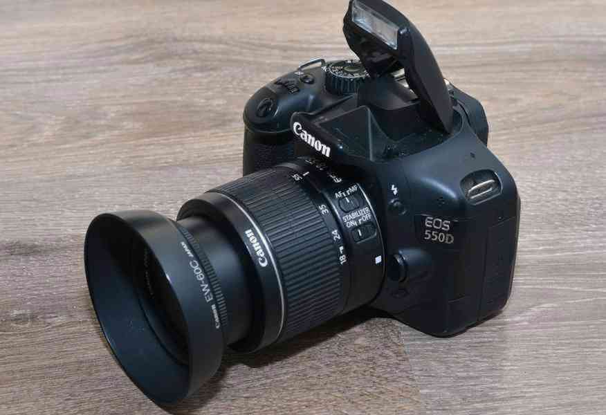 Canon EOS 550D + 18-55mm f/3.5-5.6 IS II 15000 Exp - foto 5