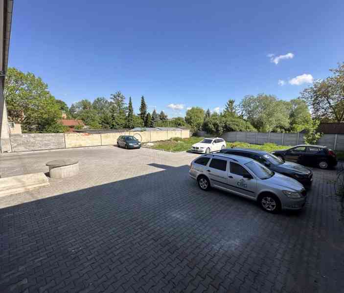 PRONÁJEM DESIGNOVÉHO MEZONETU 4+KK (111 m²) ROSTĚNICE - foto 18