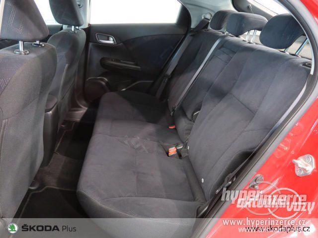 Honda Civic 1.8, benzín, automat, RV 2013, kůže - foto 2