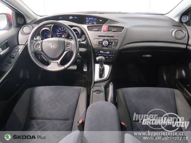 Honda Civic 1.8, benzín, automat, RV 2013, kůže - foto 8