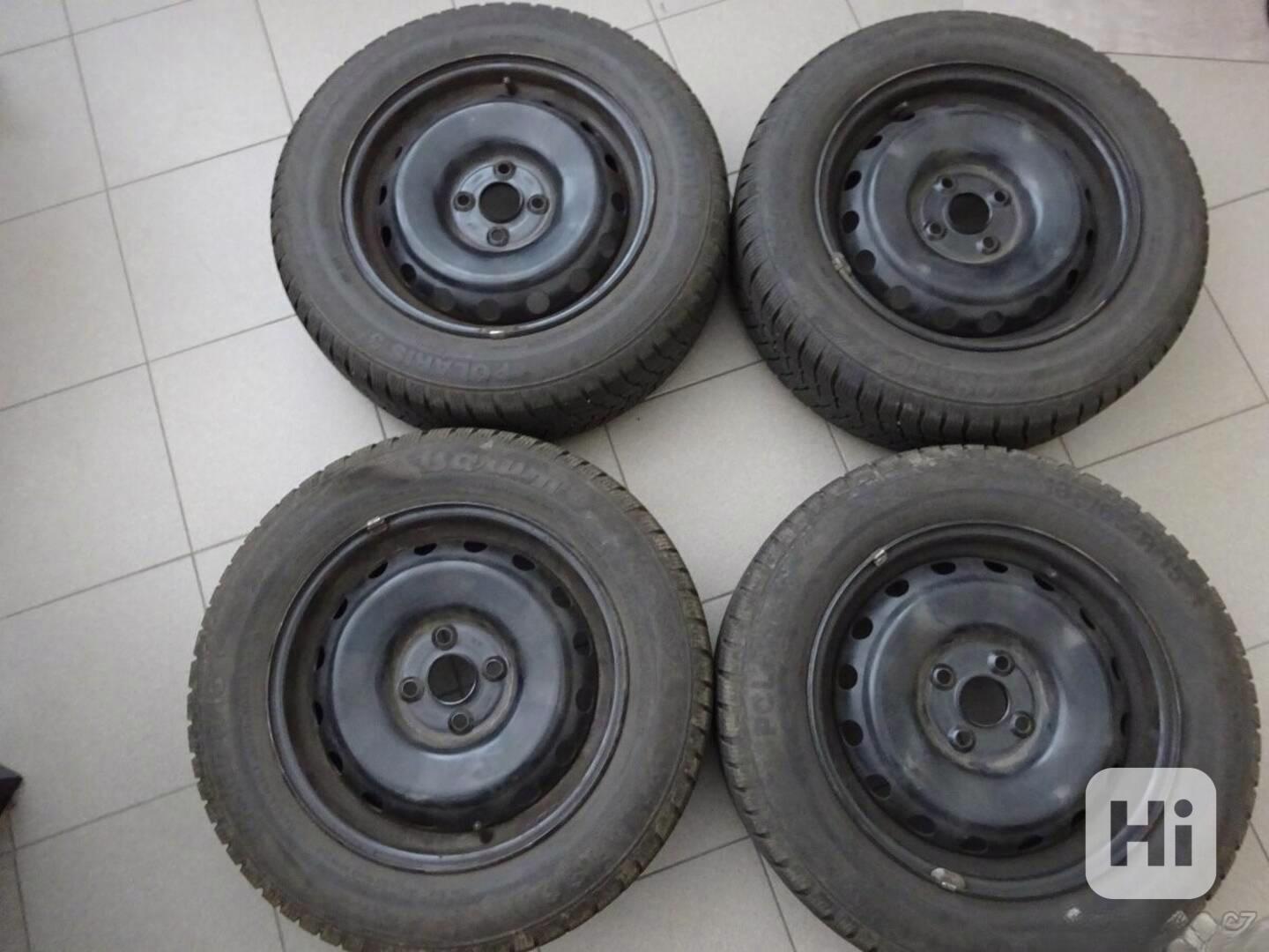 Hyundai i20 Prodám sadu zimních pneu + plech.disky  - foto 1