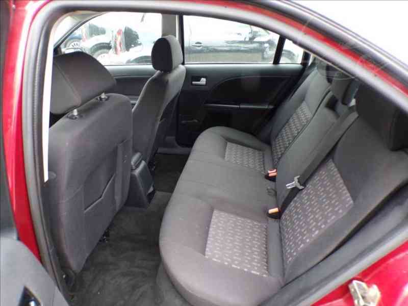 Ford Mondeo 1,8 16V TAŽNÉ ZAŘÍZENÍ - foto 9