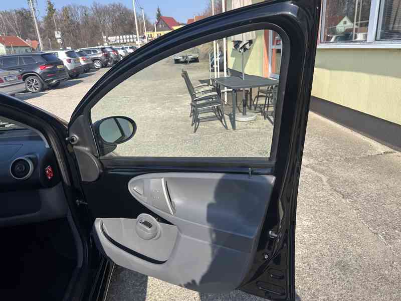 Toyota Aygo 1.0i 50kW/Klima/118tisKM - foto 22