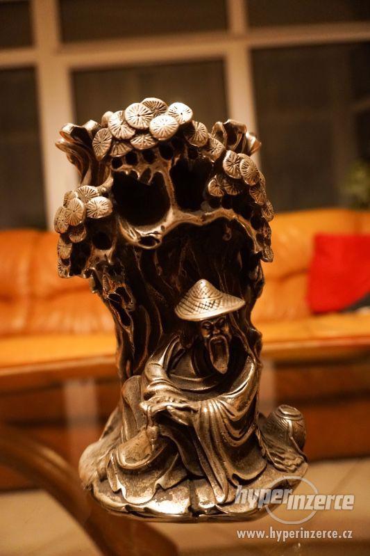 Starožitná stříbrná čínská váza - foto 1