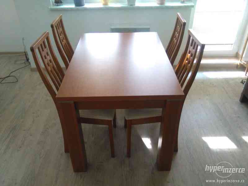 Stůl a židle - foto 1