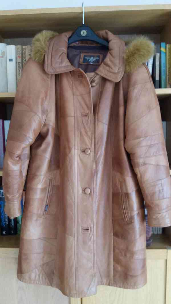 Kožený dámský kabát  XL