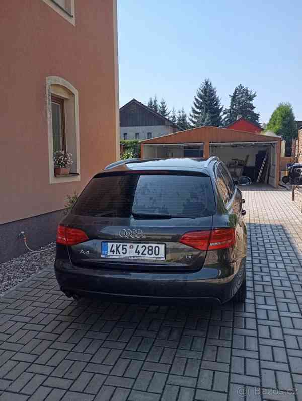Audi A4 B 8 - foto 5