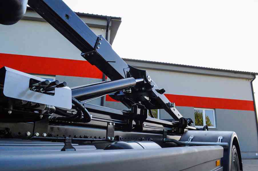 MERCEDES ATEGO 1218 NOVÝ HÁKOVÝ NOSIČ KONTEJNERŮ EURO5 - foto 85