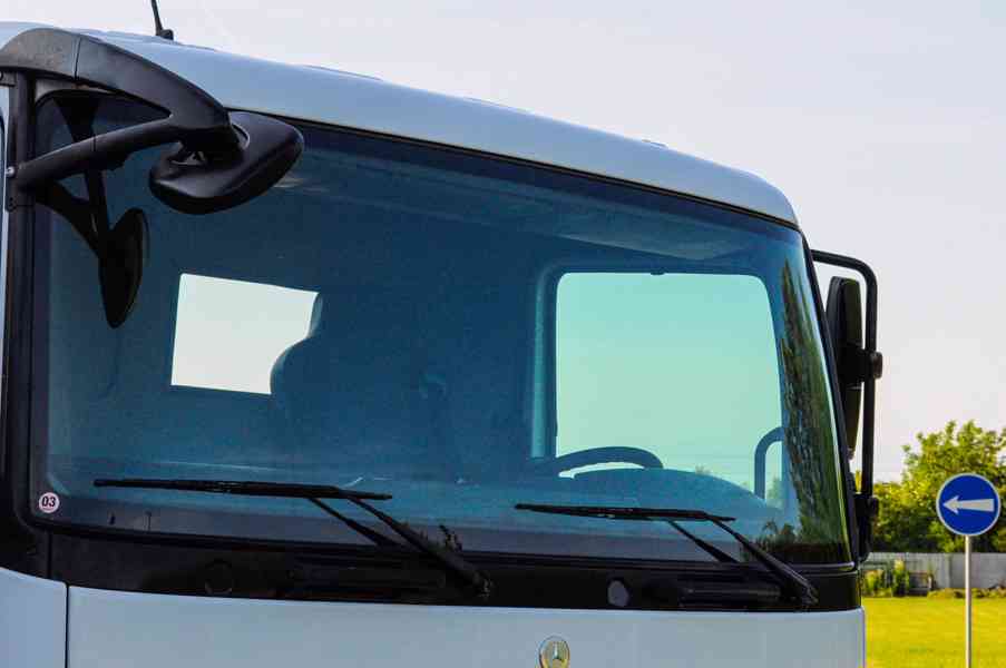 MERCEDES ATEGO 1218 NOVÝ HÁKOVÝ NOSIČ KONTEJNERŮ EURO5 - foto 44