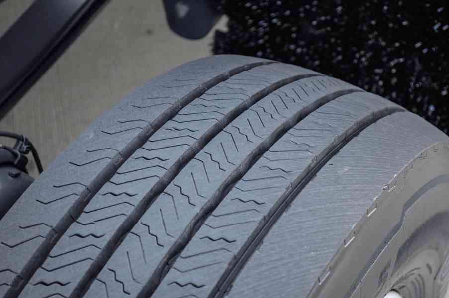 MERCEDES ATEGO 1218 NOVÝ HÁKOVÝ NOSIČ KONTEJNERŮ EURO5 - foto 71