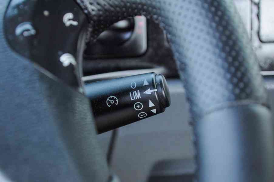 MERCEDES ATEGO 1218 NOVÝ HÁKOVÝ NOSIČ KONTEJNERŮ EURO5 - foto 61