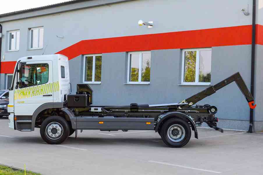MERCEDES ATEGO 1218 NOVÝ HÁKOVÝ NOSIČ KONTEJNERŮ EURO5 - foto 93