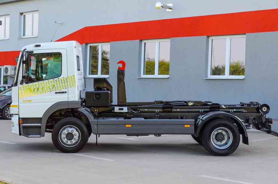 MERCEDES ATEGO 1218 NOVÝ HÁKOVÝ NOSIČ KONTEJNERŮ EURO5 - foto 77