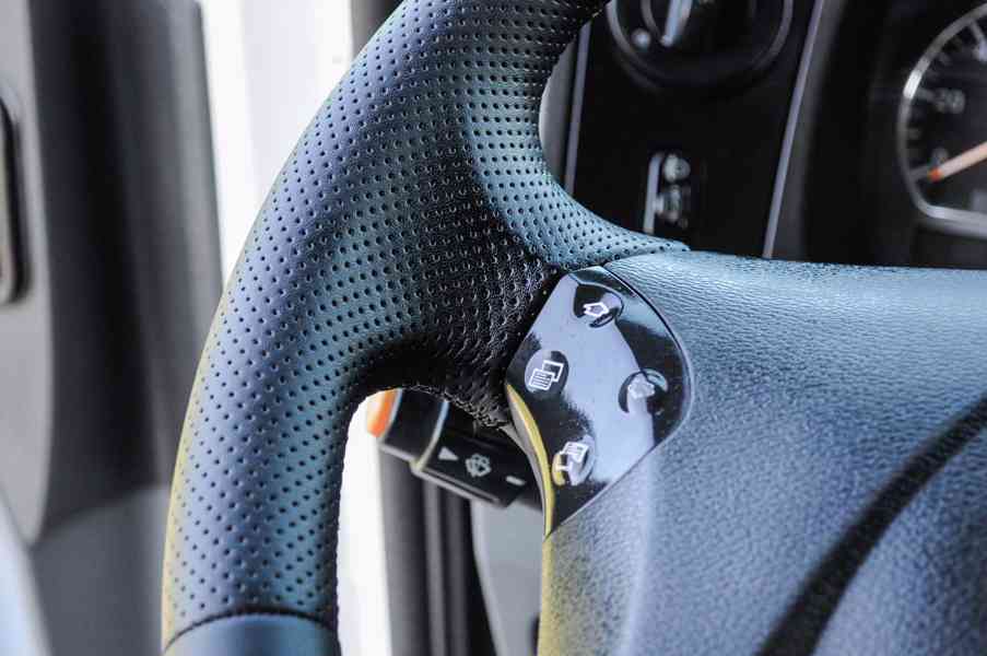 MERCEDES ATEGO 1218 NOVÝ HÁKOVÝ NOSIČ KONTEJNERŮ EURO5 - foto 59