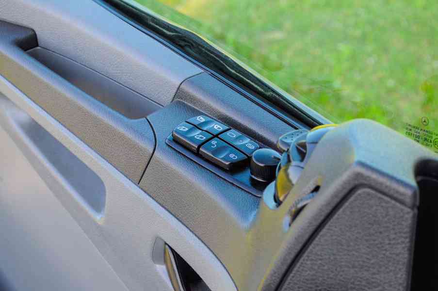 MERCEDES ATEGO 1218 NOVÝ HÁKOVÝ NOSIČ KONTEJNERŮ EURO5 - foto 57