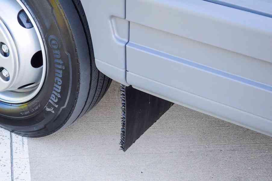 MERCEDES ATEGO 1218 NOVÝ HÁKOVÝ NOSIČ KONTEJNERŮ EURO5 - foto 39