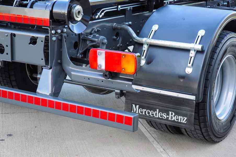 MERCEDES ATEGO 1218 NOVÝ HÁKOVÝ NOSIČ KONTEJNERŮ EURO5 - foto 18