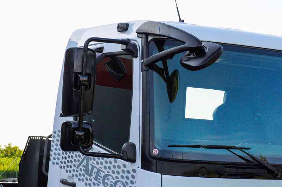 MERCEDES ATEGO 1218 NOVÝ HÁKOVÝ NOSIČ KONTEJNERŮ EURO5 - foto 45