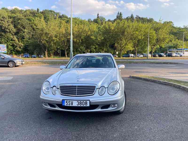 Mercedes -Benz, 211.  E200. LPG - foto 2