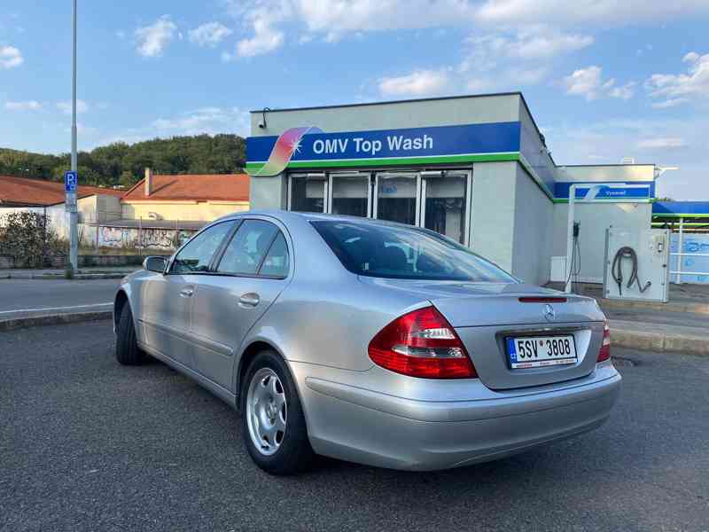 Mercedes -Benz, 211.  E200. LPG - foto 9