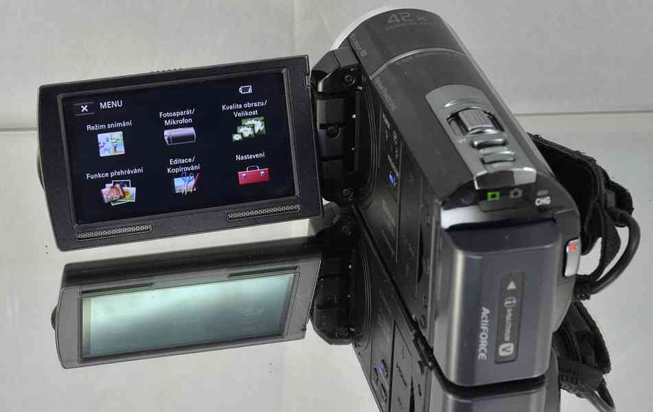 Sony HDR-PJ10e **videokamera s projektorem*FullHDV - foto 9