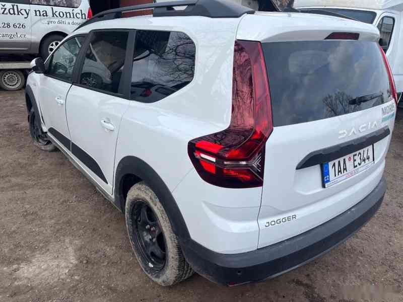 Dacia Jogger 1.0i 81kw rok 10.2023 ČR DOKLADY - foto 4