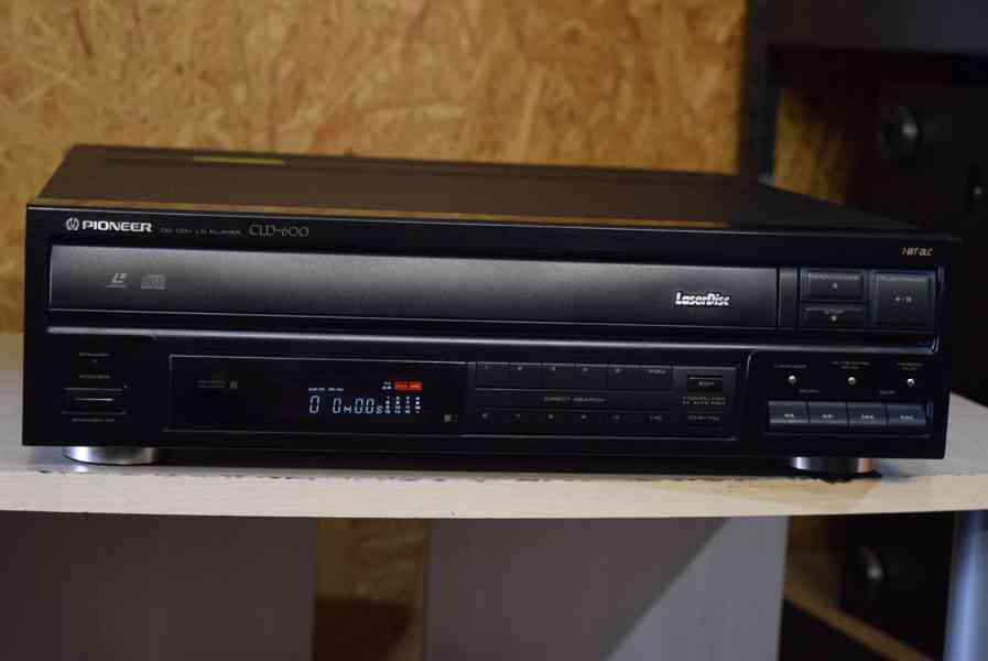 Used Pioneer CLD600 Laserdisc players for Sale